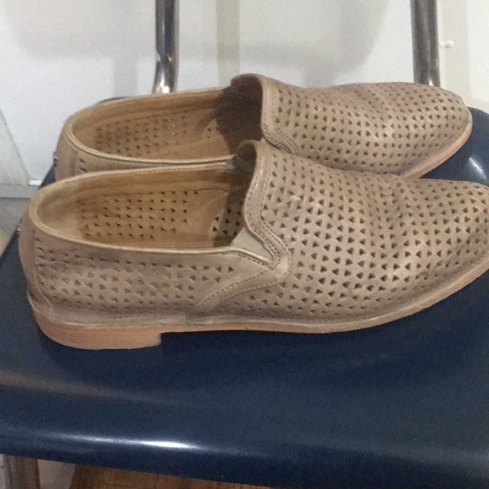 Gently used Italian washed sheepskin.